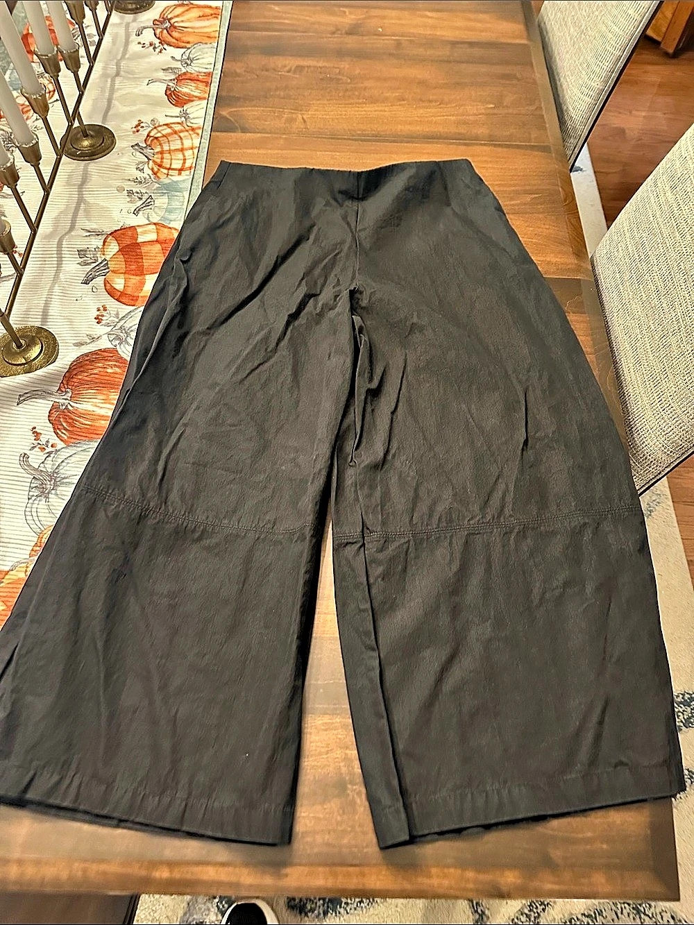 Zara Wide Leg crop Pants in Black Like New